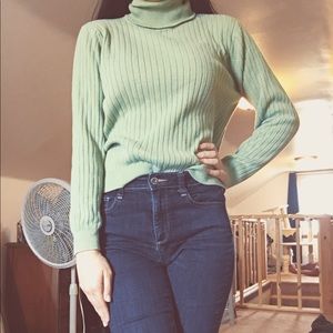 Jeanne Pierre Green Turtle Neck